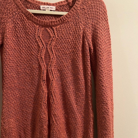 Pink Rose Sweater size S - Picture 2 of 4